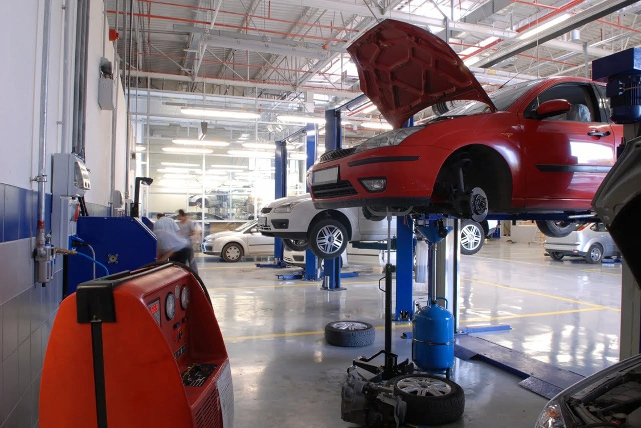 The SSR Auto Repair shop on Sheppard Ave East